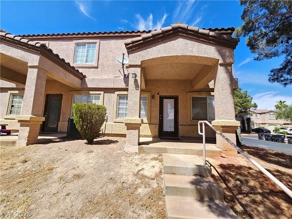 2521 Sierra Luna Avenue , Unit 101, Las Vegas, NV 89106