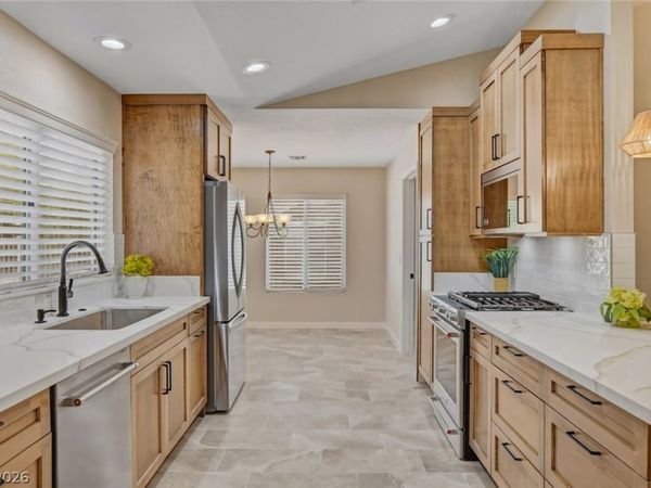 2733 McCoy Drive , Las Vegas, NV 89134