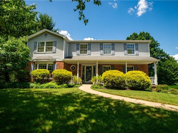 5911 Oak Hill Ct, Murrysville, PA 15632