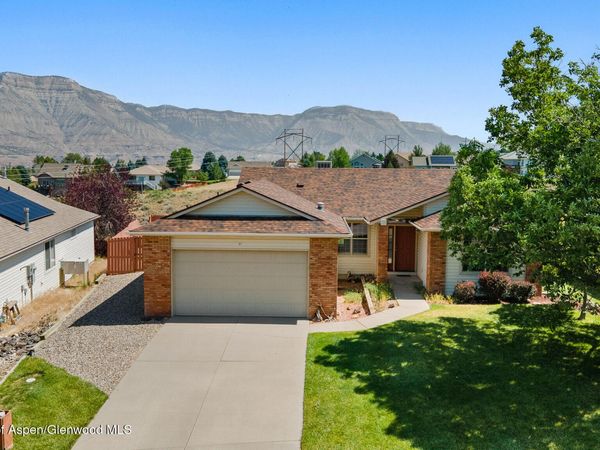 21 Cottonwood Court, Parachute, CO 81635