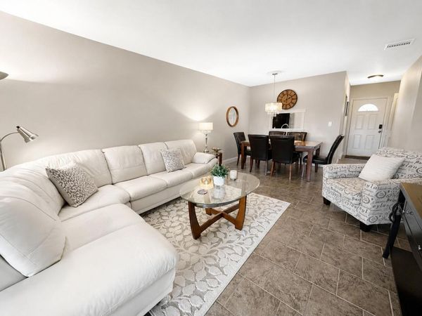 5131 W Oakland Park Boulevard, Unit 202, Lauderdale Lakes, FL 33313