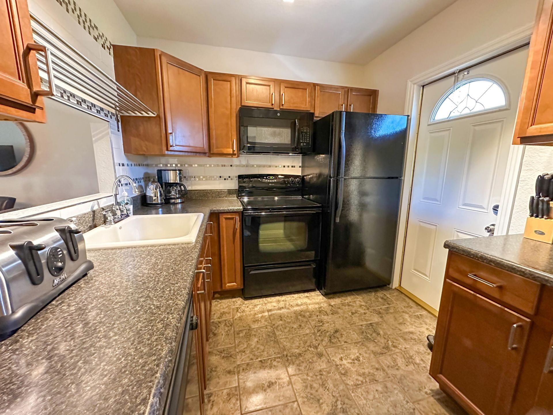5131 W Oakland Park Boulevard, Unit 202, Lauderdale Lakes, FL 33313 Photo
