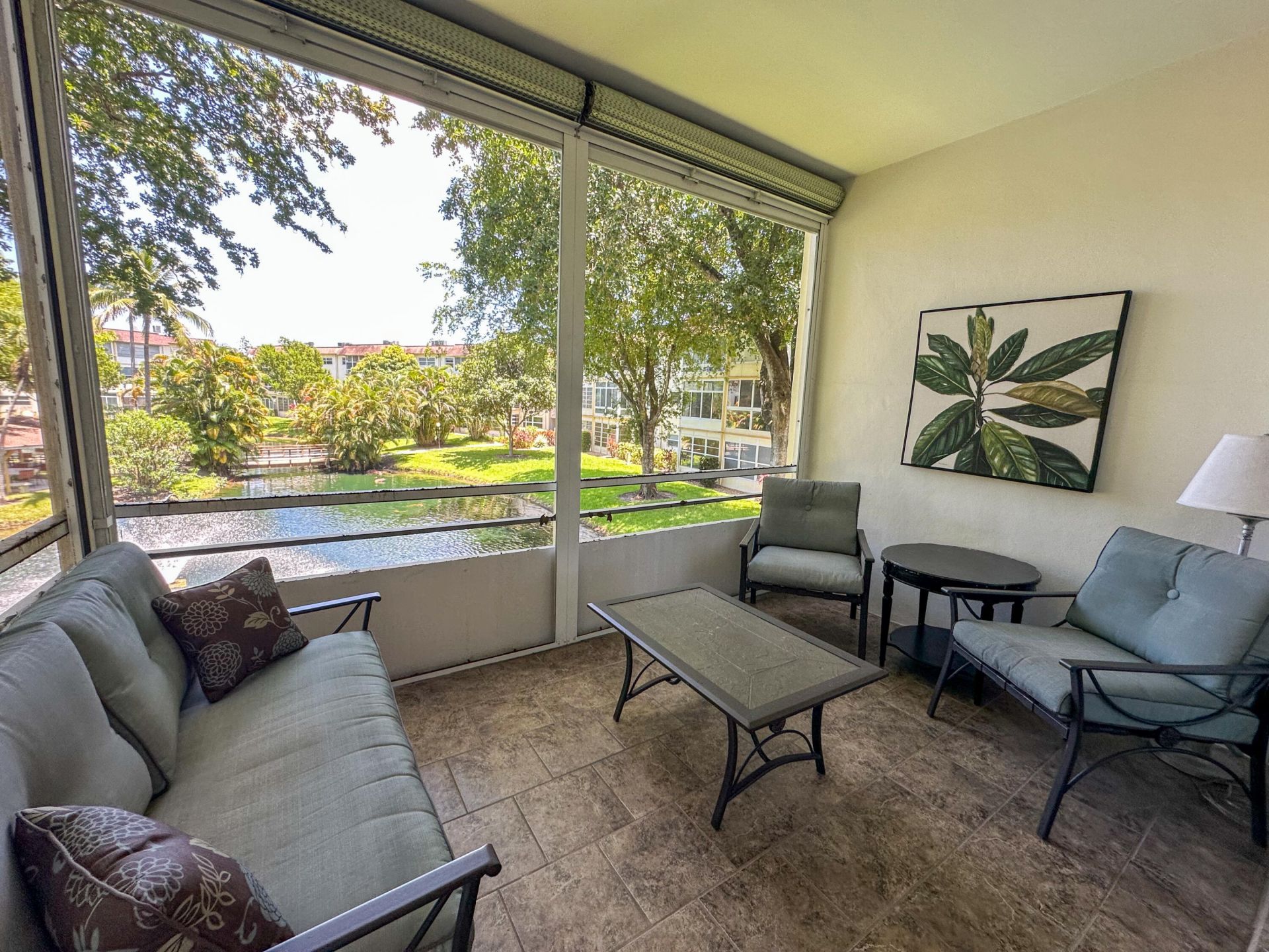 5131 W Oakland Park Boulevard, Unit 202, Lauderdale Lakes, FL 33313 Photo