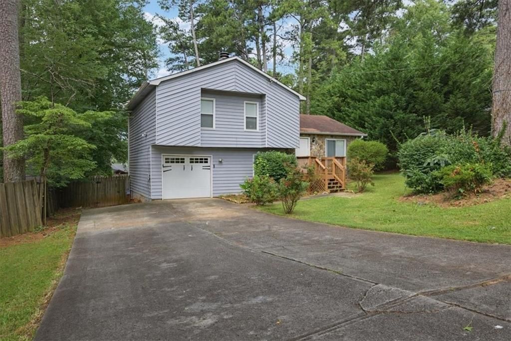 2262 New Castle Circle, Norcross, GA 30071 Main Photo