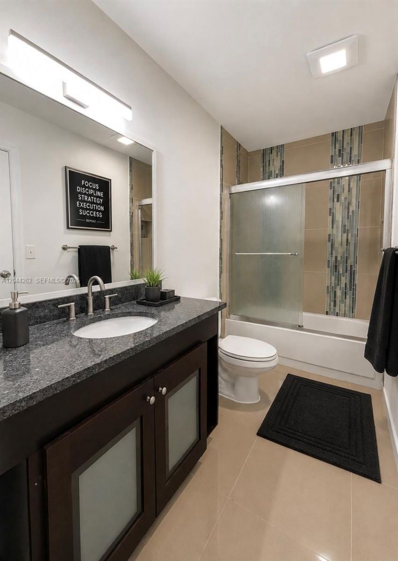 7022 Edgemere Ter, Palm Beach Gardens, FL 33410 Photo