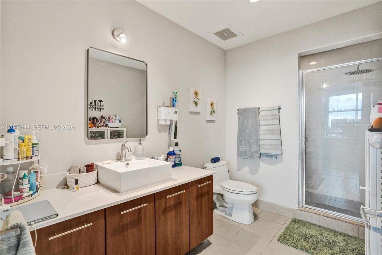 3301 NE 1st Ave , Unit H2405, Miami, FL 33137 Photo