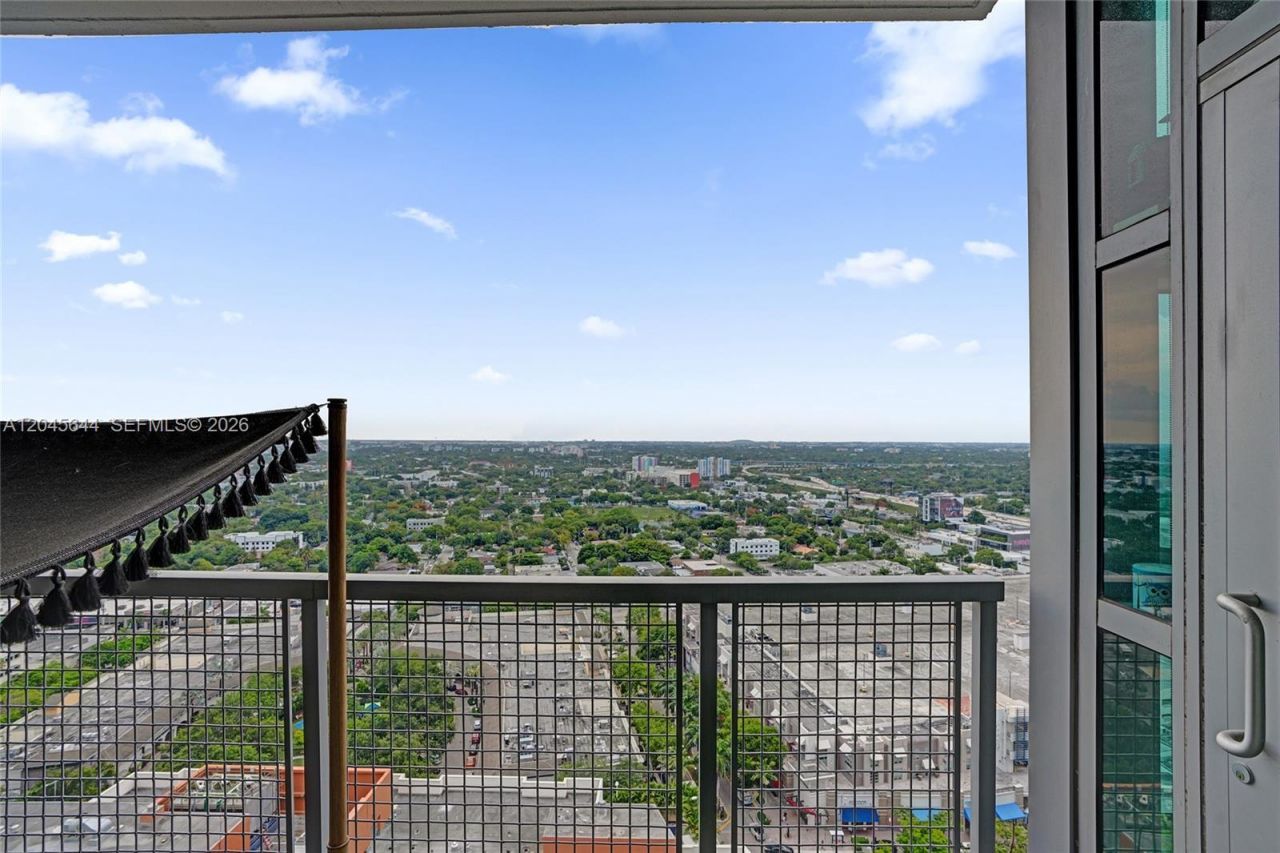 3301 NE 1st Ave , Unit H2405, Miami, FL 33137 Photo