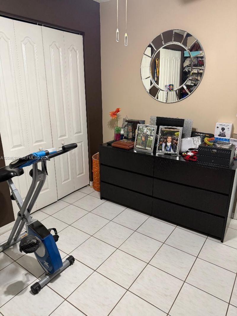 19554 NW 79th Pl, Hialeah, FL 33015 Photo