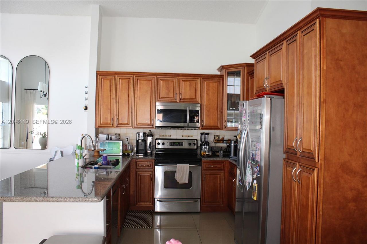 312 Bridgeton Rd , Weston, FL 33326 Photo