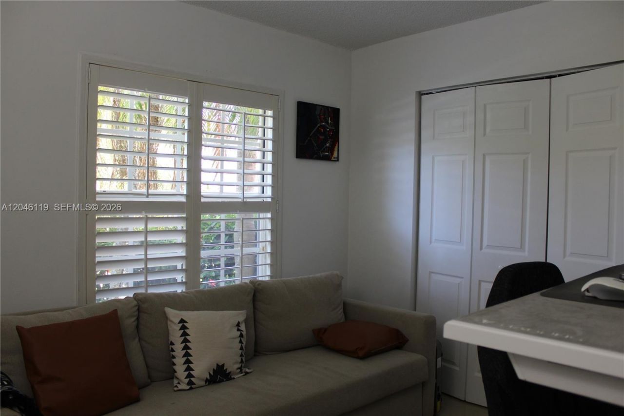 312 Bridgeton Rd , Weston, FL 33326 Photo