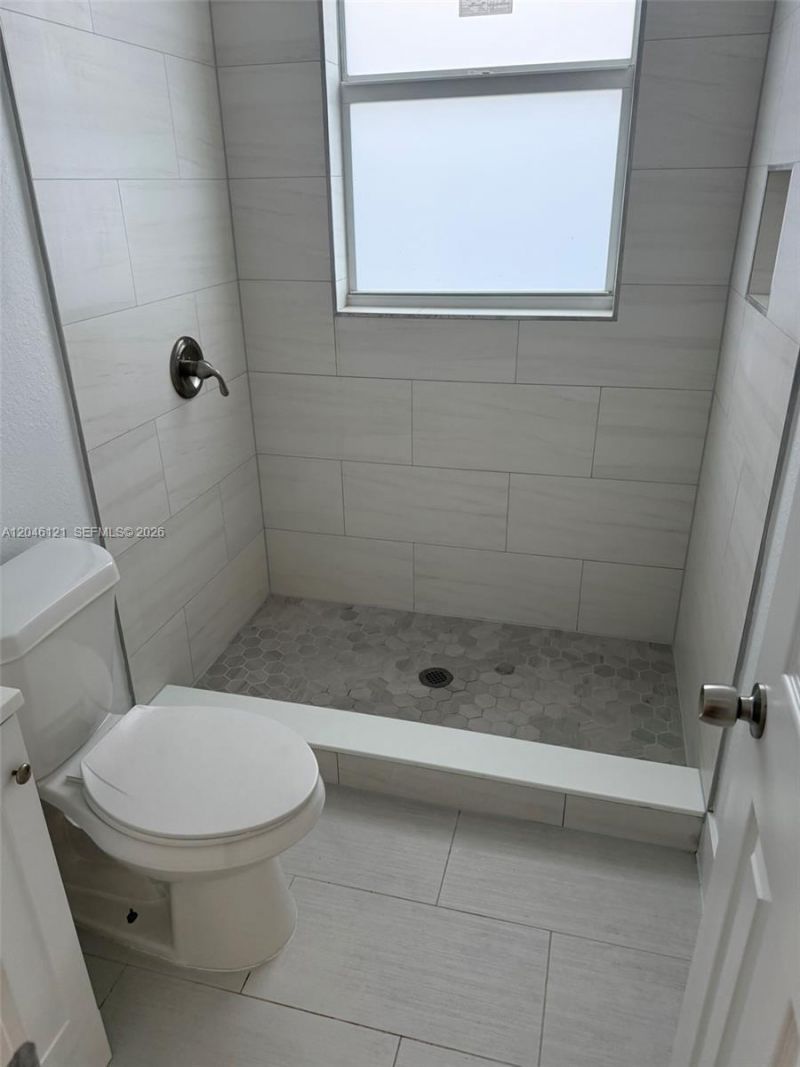 1450 SW 4th St , Unit 2, Miami, FL 33135 Photo
