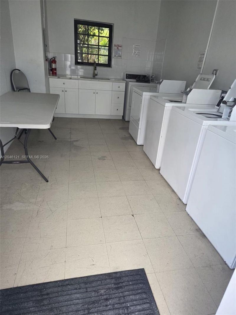 1450 SW 4th St , Unit 2, Miami, FL 33135 Photo
