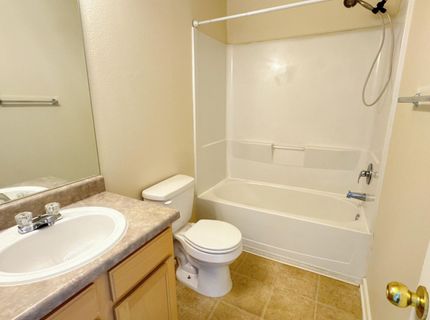 200 Talus Way, Unit APT 424, Reno, NV 89503 Photo