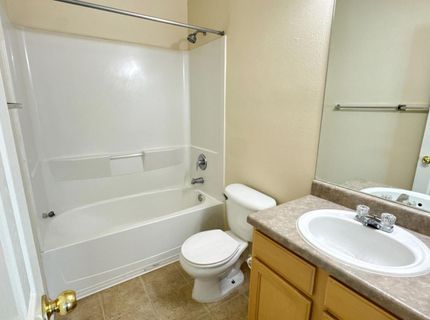 200 Talus Way, Unit APT 424, Reno, NV 89503 Photo