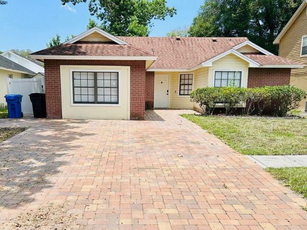 12718 TROWBRIDGE LANE, TAMPA, FL 33624