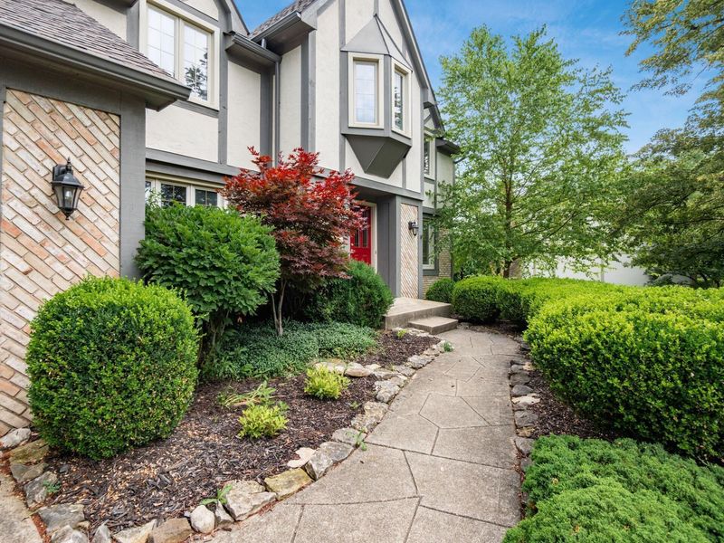 5336 Aryshire Drive, Dublin, OH 43017 Photo 2
