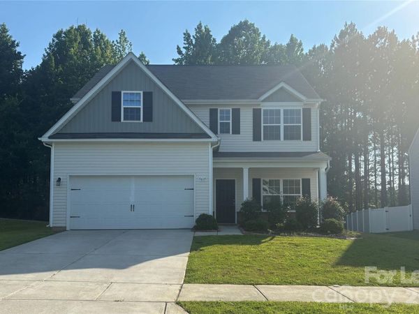 7617 Malden Park Drive , Charlotte, NC 28215