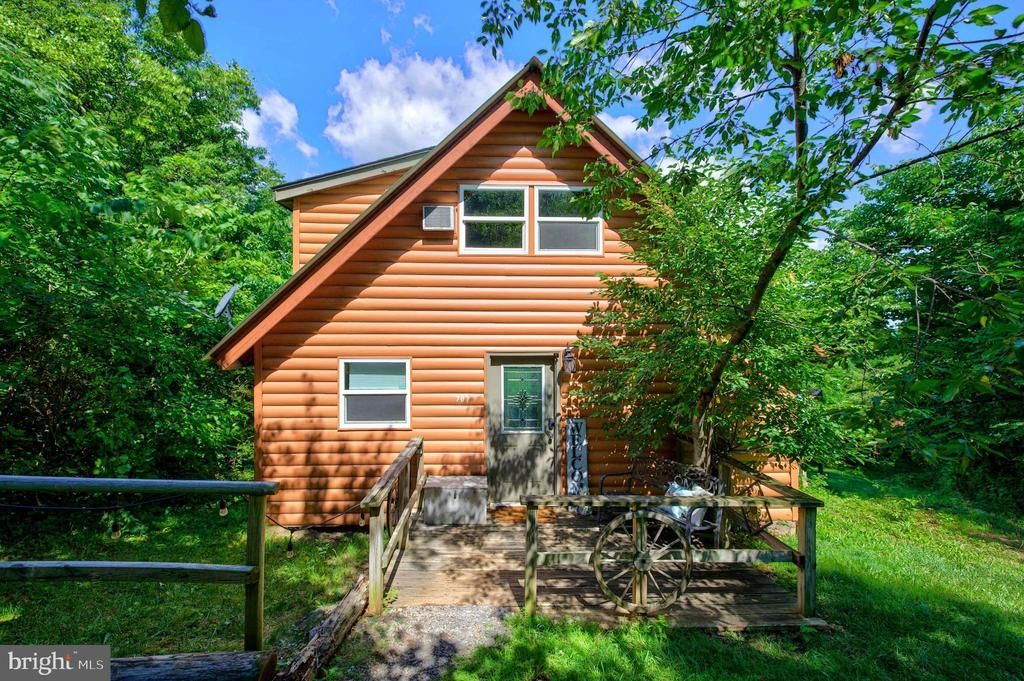 707 OVERLOOK DRIVE, RILEYVILLE, VA 22650