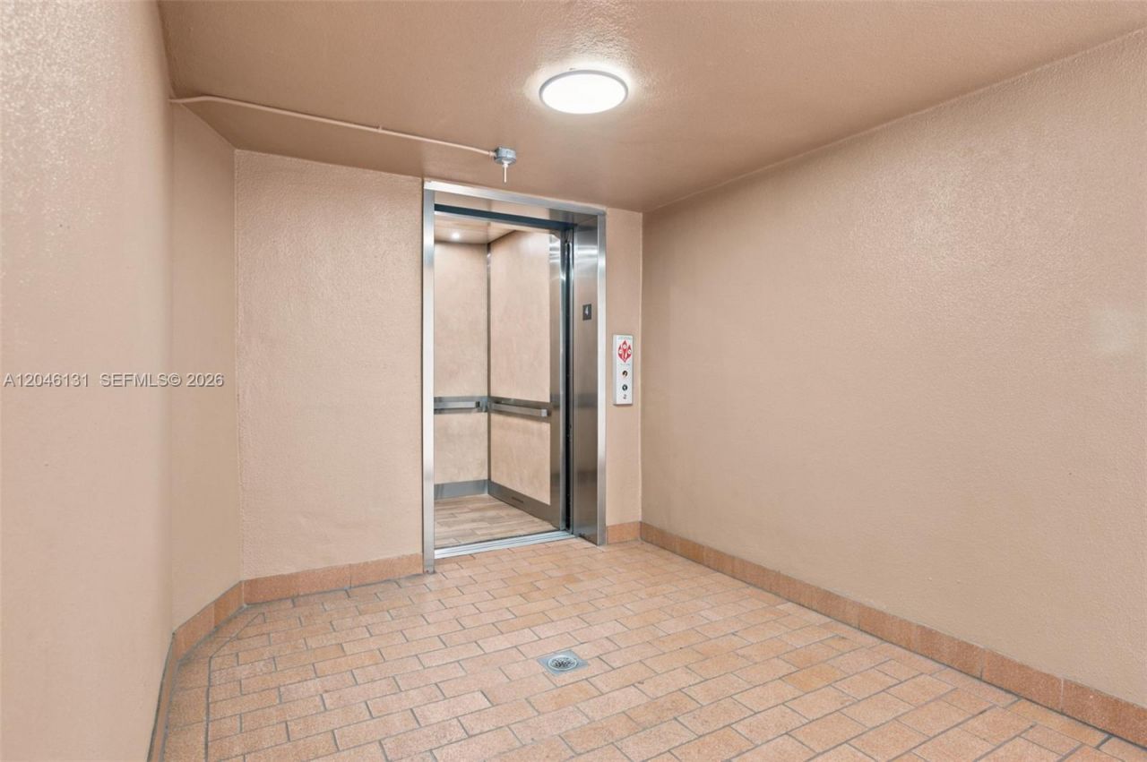 500 SW 130th Ter, Unit 403A, Pembroke Pines, FL 33027 Photo