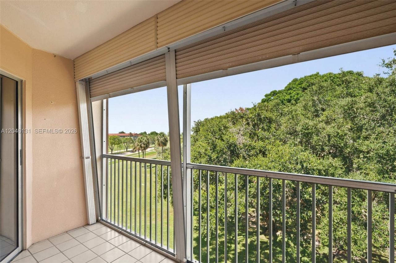 500 SW 130th Ter, Unit 403A, Pembroke Pines, FL 33027 Photo