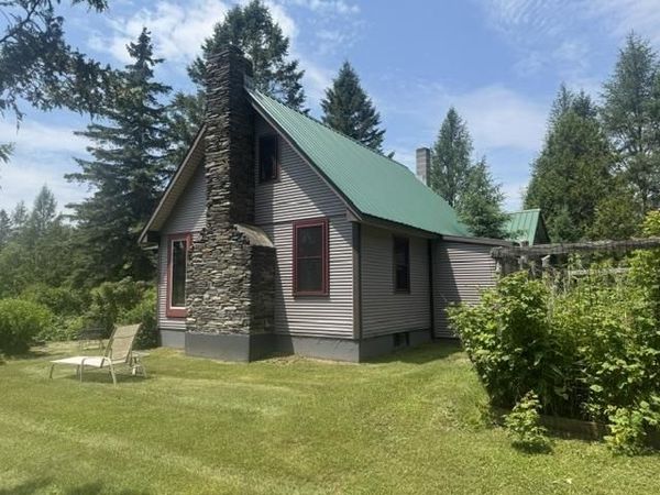 629 South Craftsbury Road, Craftsbury, VT 05826