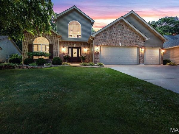 310 Highland Meadows Court, Wentzville, MO 63385