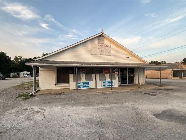 3300 Us Highway 61 , Festus, MO 63028