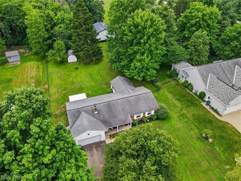 13091 Longwood Avenue, Burton, OH 44021 Photo 6