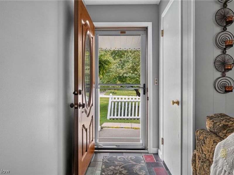 13091 Longwood Avenue, Burton, OH 44021 Photo 8