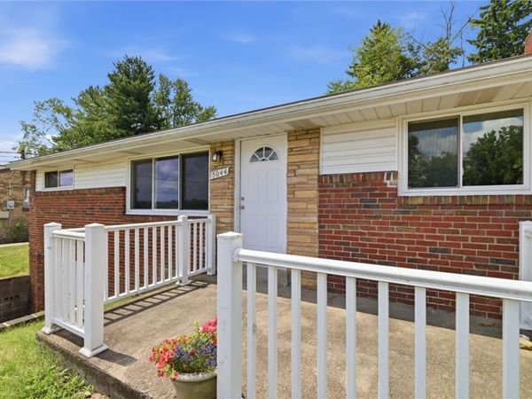 5044 Leona Dr, Pittsburgh, PA 15227