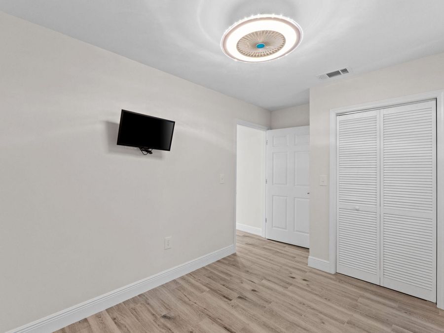 Property Image 90