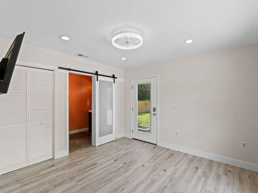 Property Image 92