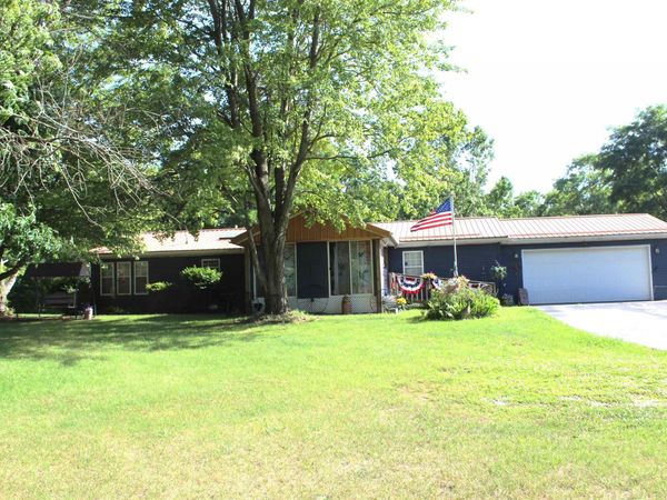3335 W Loon Lake Rd, Angola, IN 46703