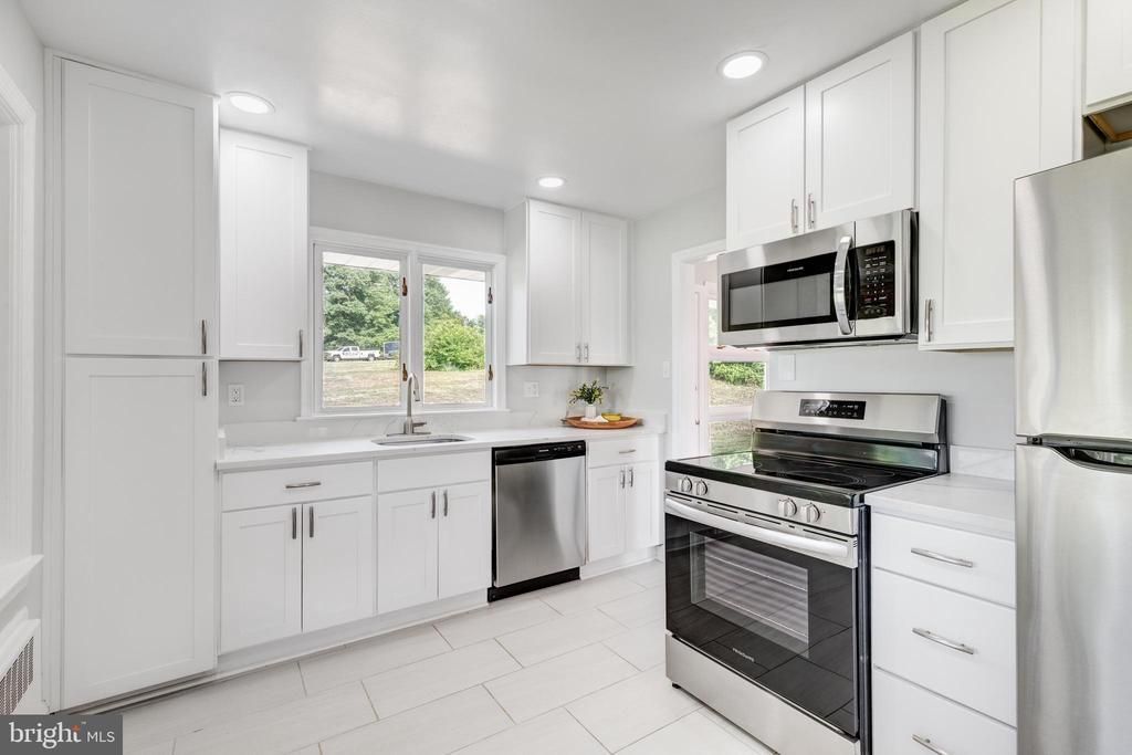 15022 HANOVER PIKE, UPPERCO, MD 21155