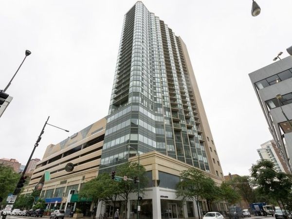 111 W Maple Street , Unit 2408, Chicago, IL 60610