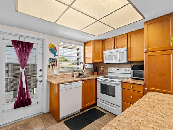 312 NE 17th Avenue, Unit 203, Boynton Beach, FL 33435