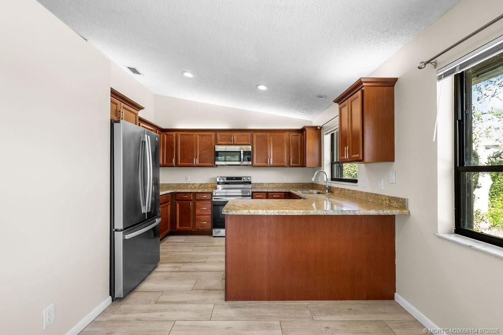 2386 SW Creekside Drive, Palm City, FL 34990 Photo