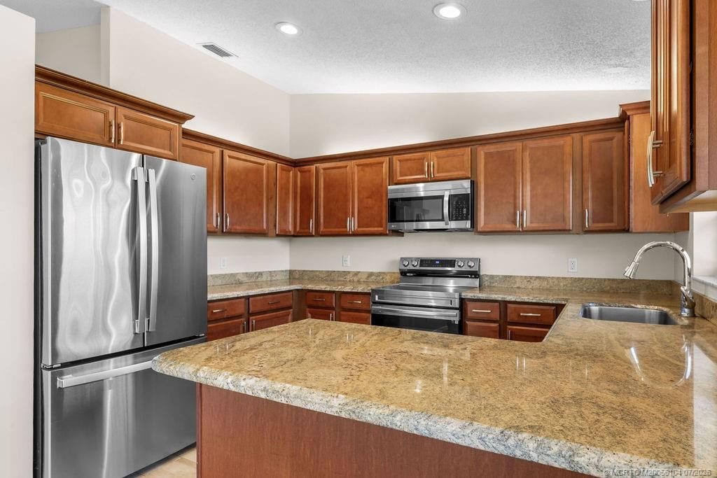 2386 SW Creekside Drive, Palm City, FL 34990 Photo