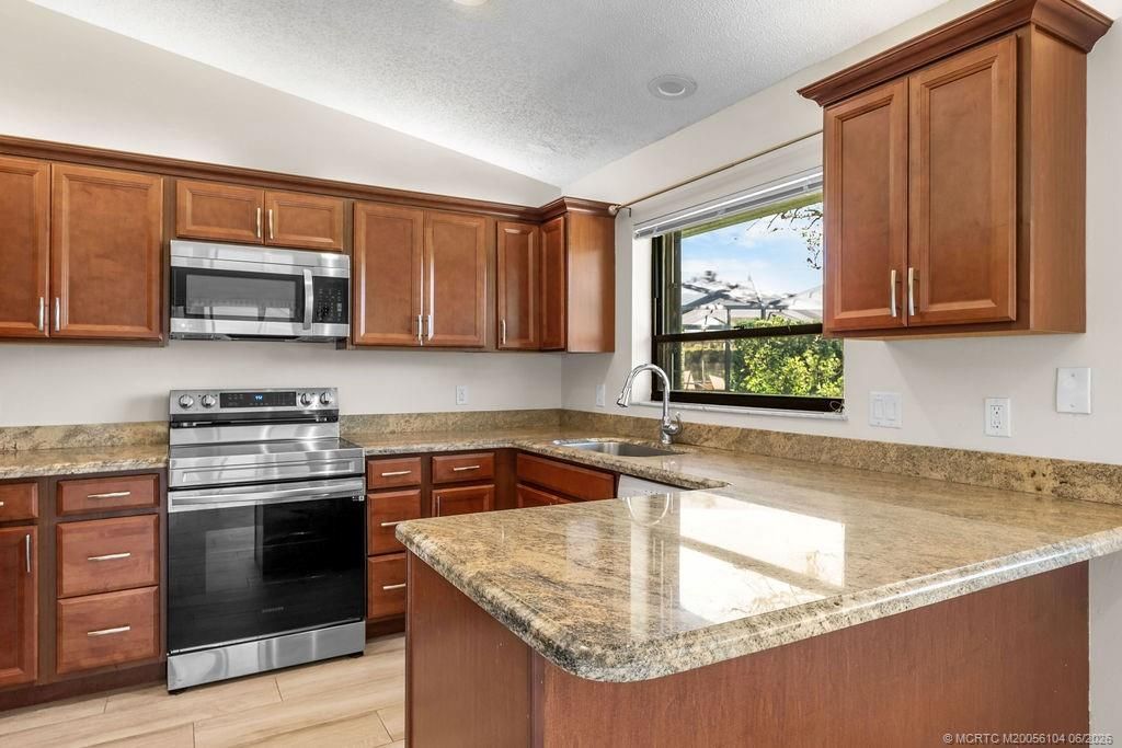 2386 SW Creekside Drive, Palm City, FL 34990 Photo