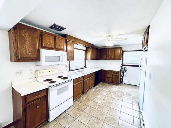 16 Indian Rock Drive, Unit B, Saugus, MA 01906