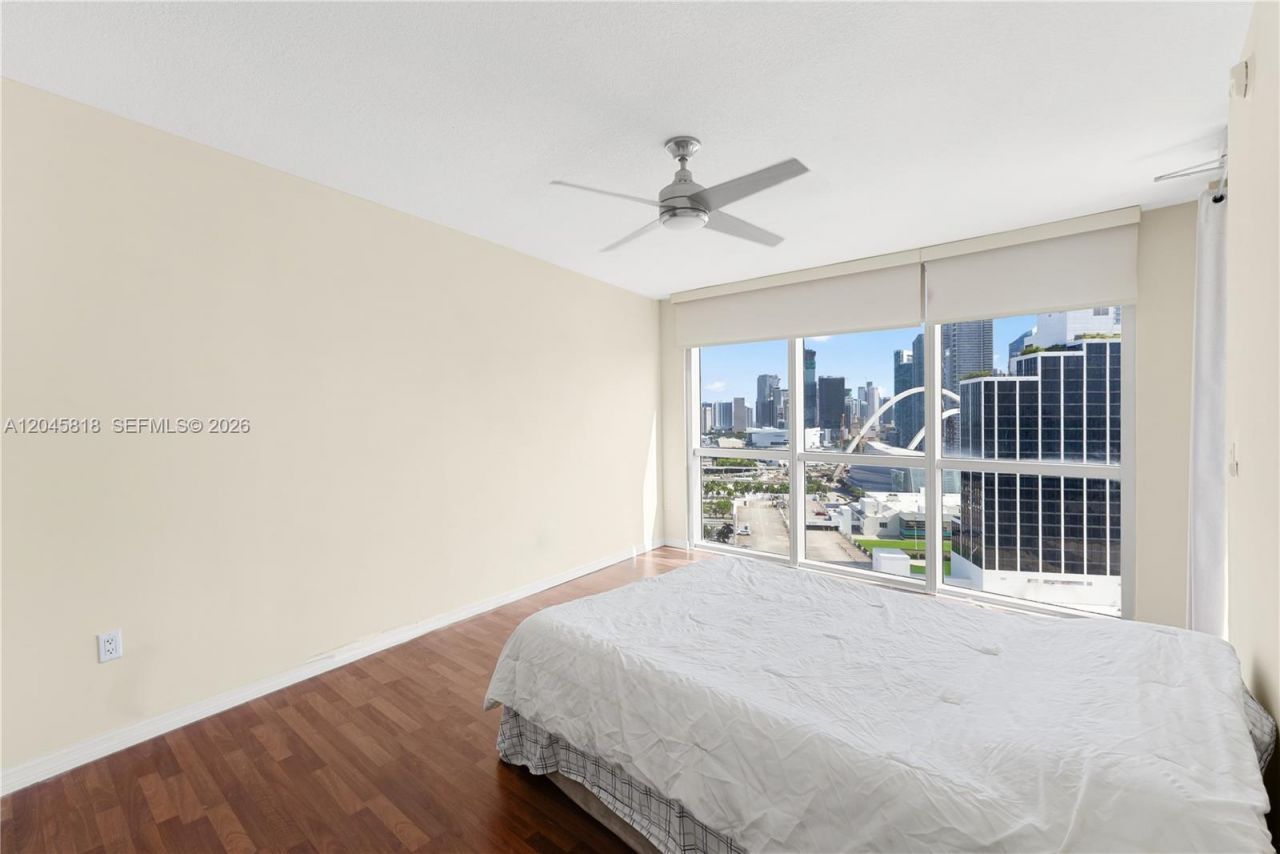1750 N Bayshore Dr, Unit 2414, Miami, FL 33132 Photo