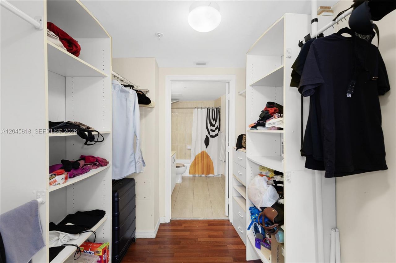 1750 N Bayshore Dr, Unit 2414, Miami, FL 33132 Photo