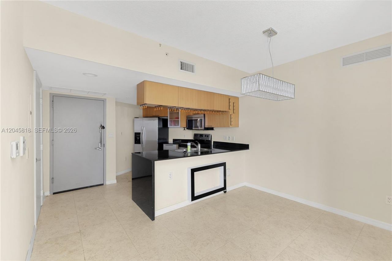 1750 N Bayshore Dr, Unit 2414, Miami, FL 33132 Photo