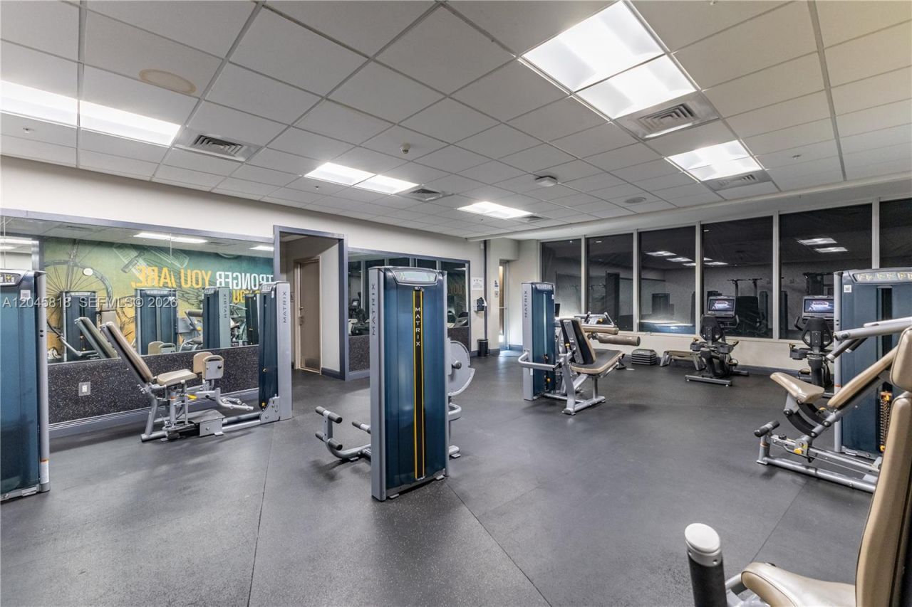 1750 N Bayshore Dr, Unit 2414, Miami, FL 33132 Photo