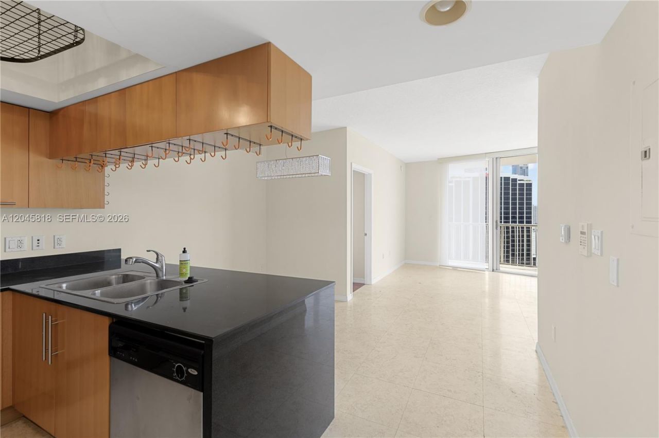 1750 N Bayshore Dr, Unit 2414, Miami, FL 33132 Photo