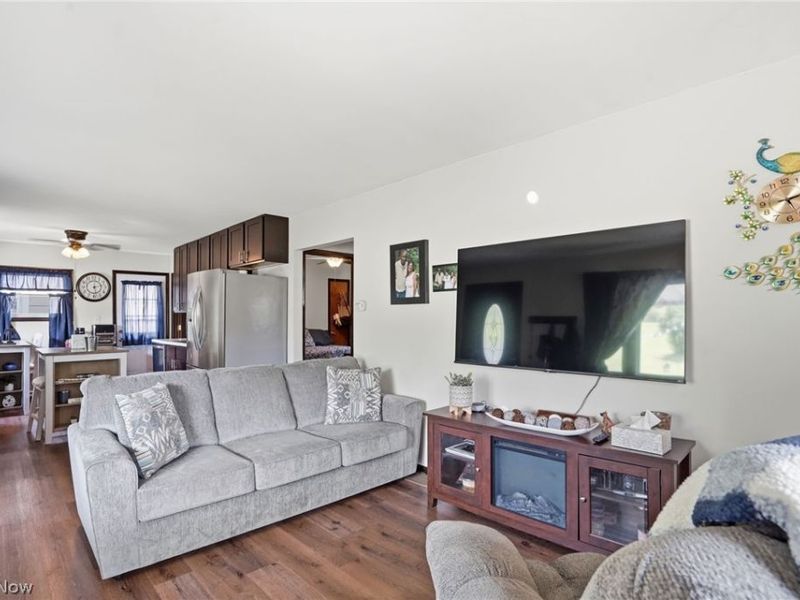 1329 Race Street, Zanesville, OH 43701 Photo 6