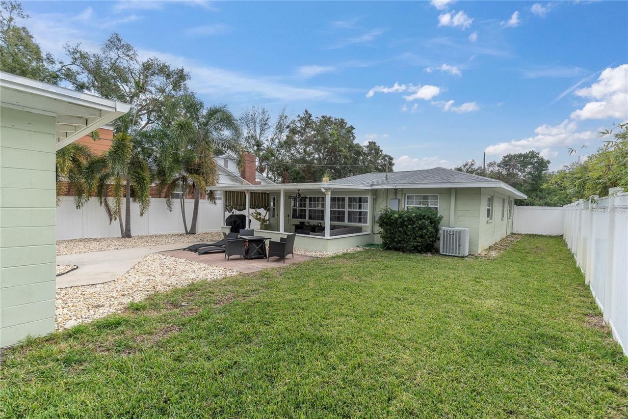 185 22nd Avenue N, Saint Petersburg, FL 33704 Photo