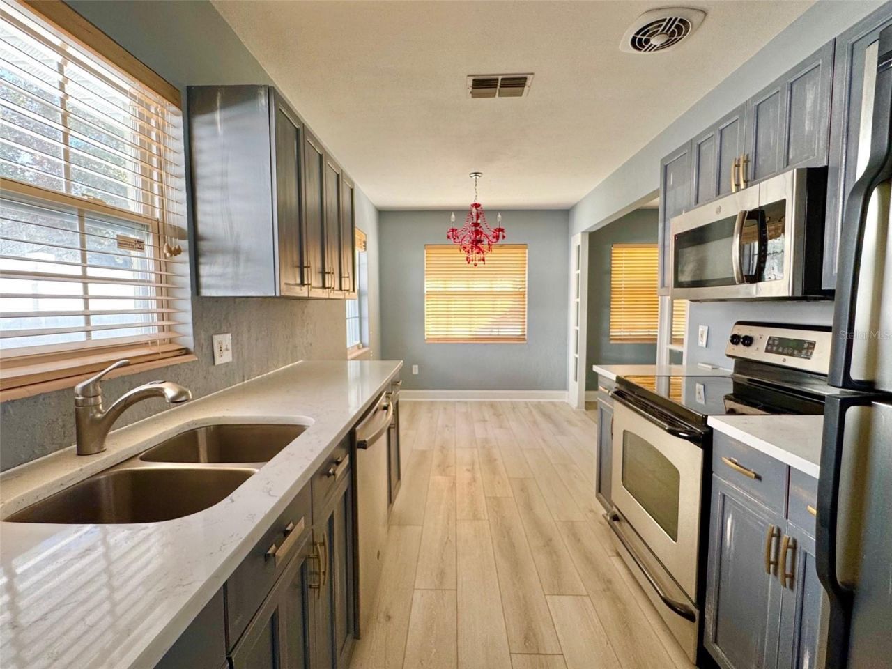 185 22nd Avenue N, Saint Petersburg, FL 33704 Photo