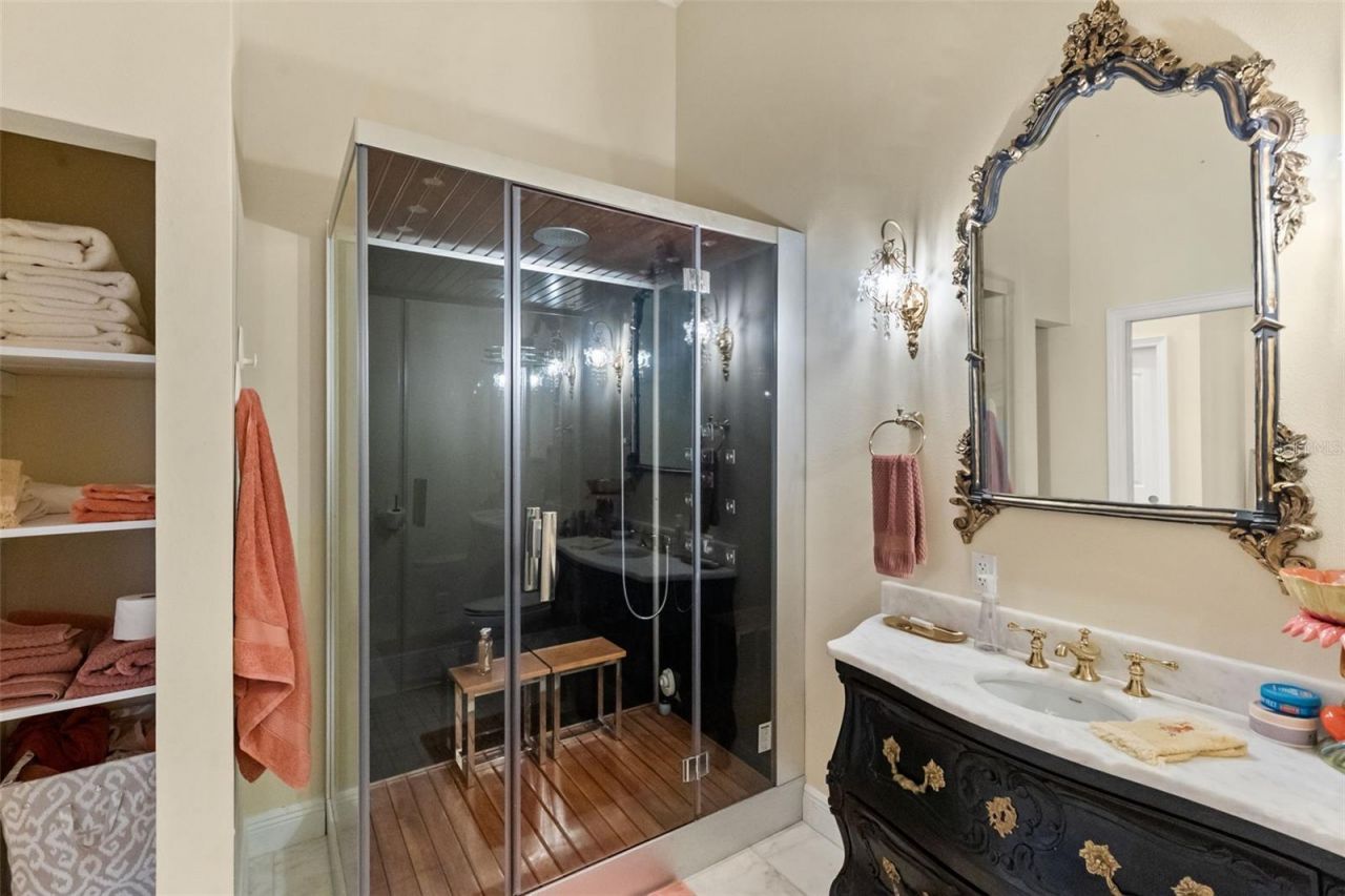 6118 Riverview Boulevard, Bradenton, FL 34209 Photo