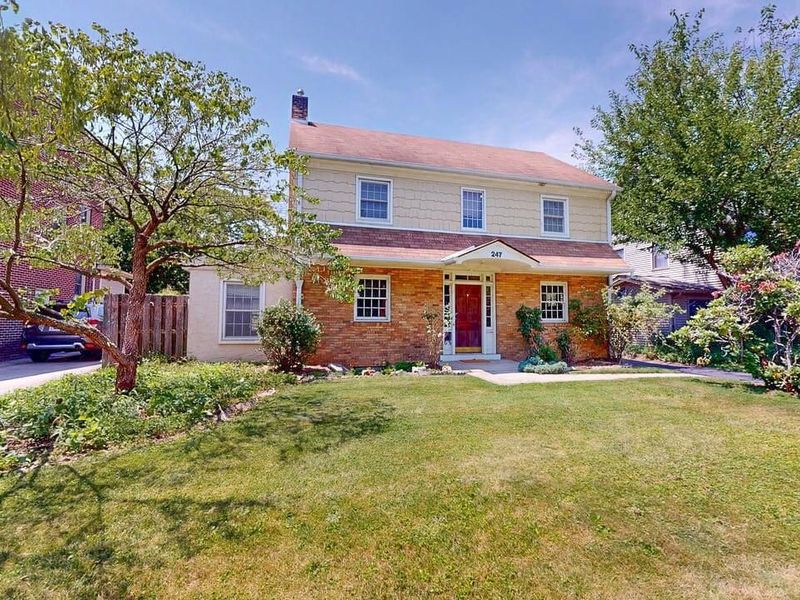 247 S Ardmore Road, Columbus, OH 43209 Photo 2